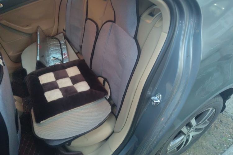 Used Volkswagen Sagitar 2009 1.6L Automatic Fashion Edition Left Rear Seat