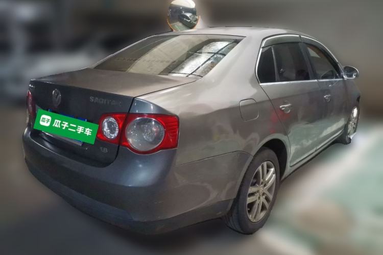 Used Volkswagen Sagitar 2009 1.6L Manual Fashion Model with Leather Interior Rear Right 45 Deg