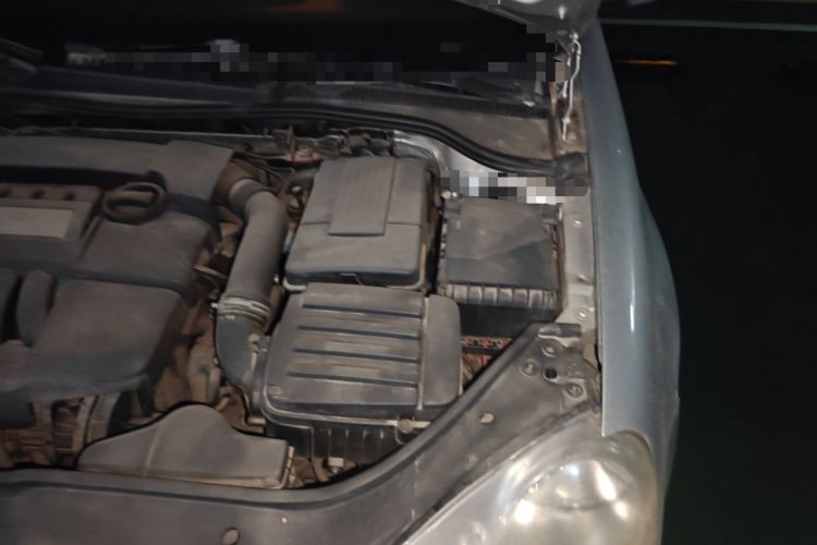 Used Volkswagen Sagitar 2009 1.6L Automatic Comfort Edition Engine Bay Left