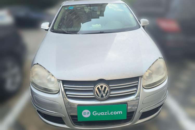 Used Volkswagen Sagitar 2009 1.6L Automatic Comfort Edition Front