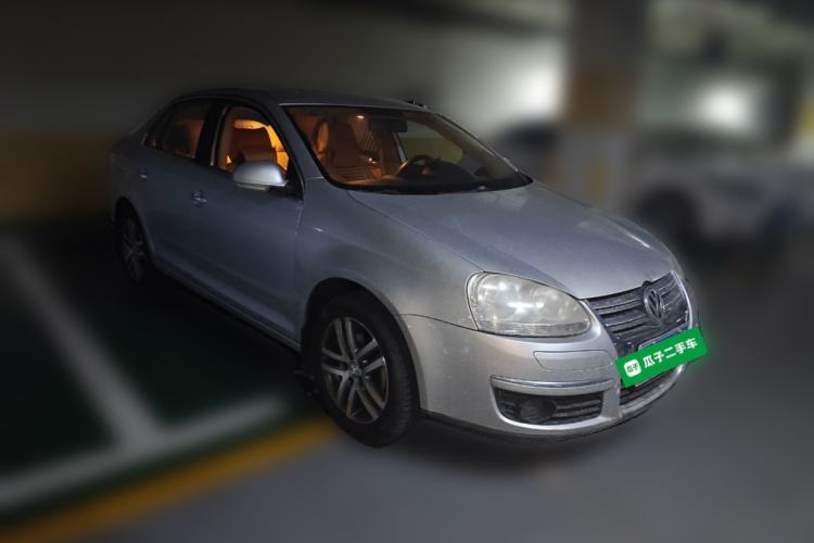 Used Volkswagen Sagitar 2009 1.6L Automatic Comfort Edition Front Right 45 Deg