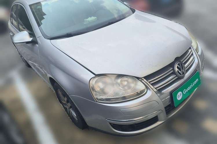 Used Volkswagen Sagitar 2009 1.6L Automatic Comfort Edition Front Right 45 Deg