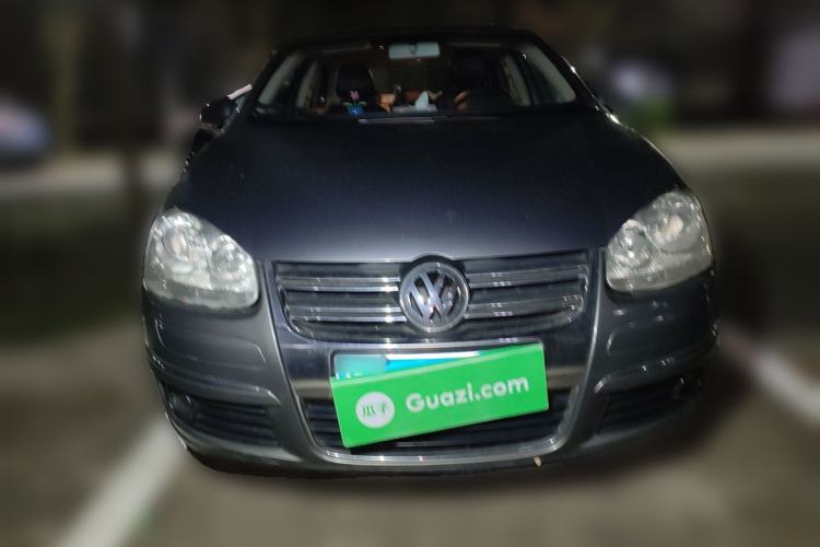 Used Volkswagen Sagitar 2009 1.6L Manual Comfort Edition Front