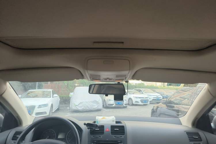 Used Volkswagen Sagitar 2009 1.6L Automatic Comfort Edition Headliner
