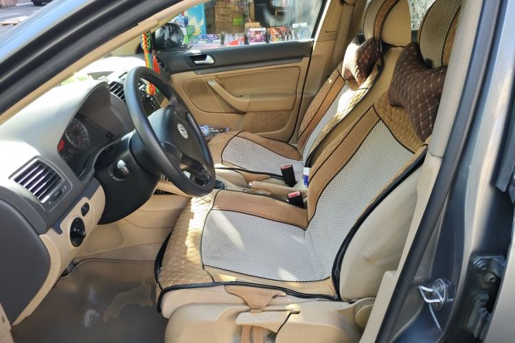 Used Volkswagen Sagitar 2009 1.6L Automatic Comfort Edition Left Front Seat