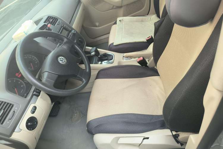 Used Volkswagen Sagitar 2009 1.6L Automatic Comfort Edition Left Front Seat