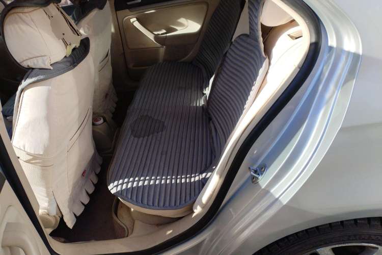 Used Volkswagen Sagitar 2009 1.6L Automatic Comfort Edition Left Rear Seat