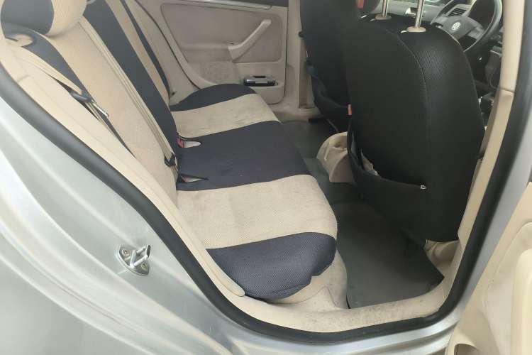Used Volkswagen Sagitar 2009 1.6L Automatic Comfort Edition Left Rear Seat