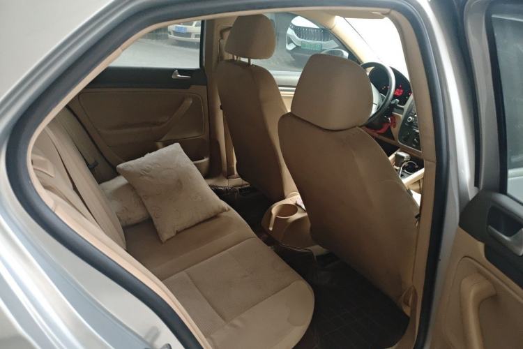 Used Volkswagen Sagitar 2009 1.6L Automatic Fashion Edition Left Rear Seat