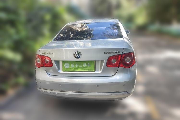 Used Volkswagen Sagitar 2009 1.6L Manual Comfort Edition Rear