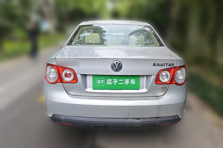 Used Volkswagen Sagitar 2009 1.6L Manual Fashion Model Rear