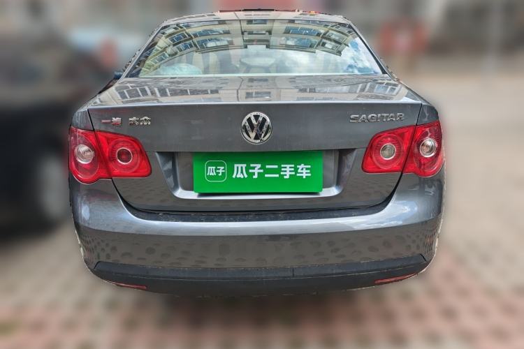 Used Volkswagen Sagitar 2009 1.6L Manual Fashion Model Rear