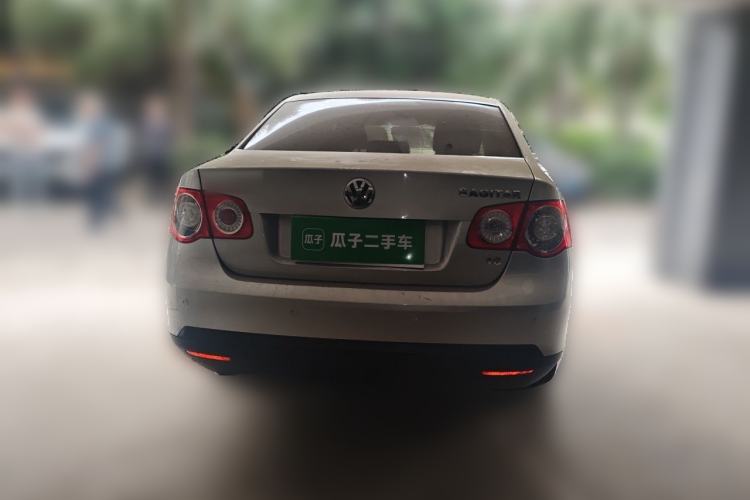 Used Volkswagen Sagitar 2009 1.6L Automatic Fashion Edition Rear