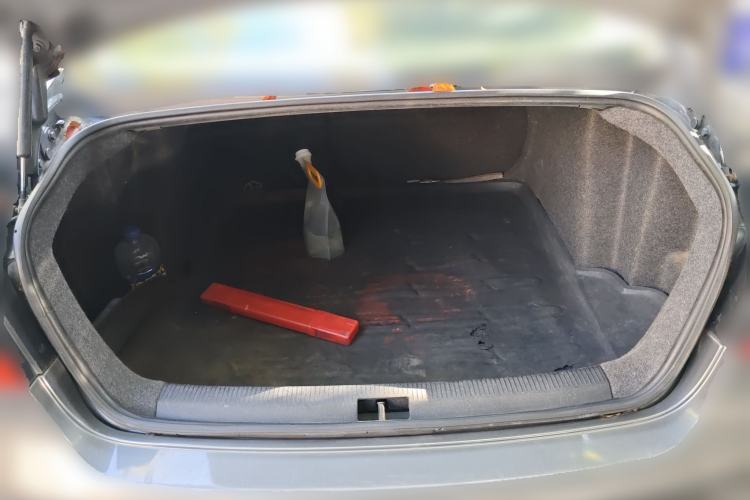 Used Volkswagen Sagitar 2009 1.6L Automatic Comfort Edition Trunk