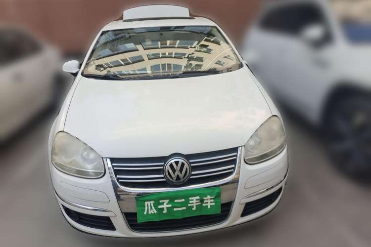 Used Volkswagen Sagitar 2009 1.6L Automatic Comfort Edition Front