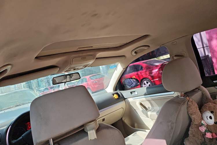 Used Volkswagen Sagitar 2010 1.4 TSI Automatic Tech Edition Headliner