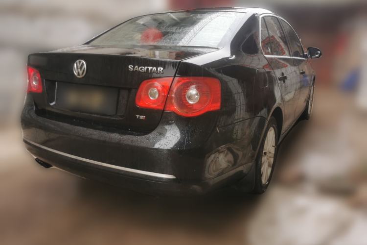 Used Volkswagen Sagitar 2010 1.4 TSI Automatic Luxury Model Rear Right 45 Deg