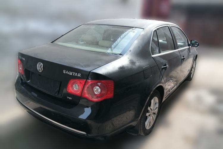 Used Volkswagen Sagitar 2010 1.4 TSI Automatic Luxury Model Rear Right 45 Deg