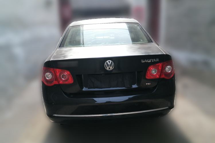 Used Volkswagen Sagitar 2010 1.4 TSI Automatic Luxury Model Rear