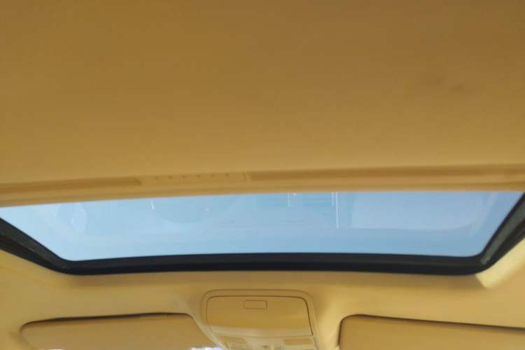 Used Volkswagen Sagitar 2010 1.4 TSI Automatic Tech Edition Headliner