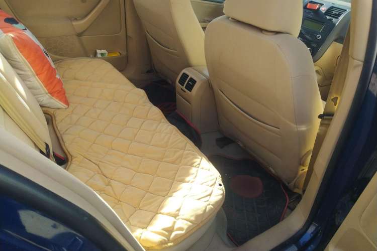 Used Volkswagen Sagitar 2010 1.4 TSI Automatic Tech Edition Left Rear Seat