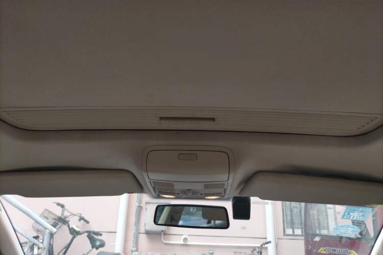 Used Volkswagen Sagitar 2010 1.4 TSI Automatic Tech Edition Headliner