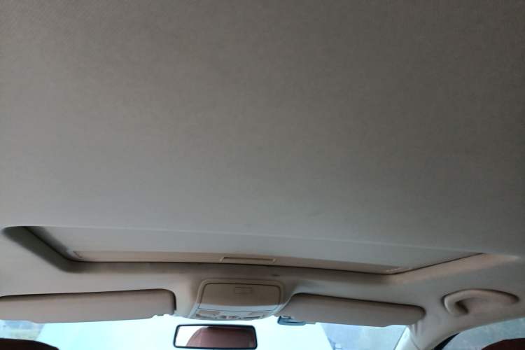 Used Volkswagen Sagitar 2010 1.4 TSI Manual Tech Model Headliner