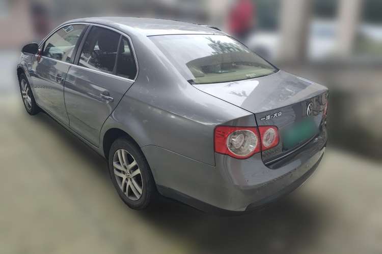 Used Volkswagen Sagitar 2010 1.4 TSI Automatic Tech Edition Rear Left 45 Deg