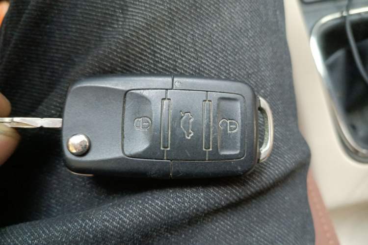 Used Volkswagen Sagitar 2010 1.4 TSI Manual Tech Model Vehicle Key