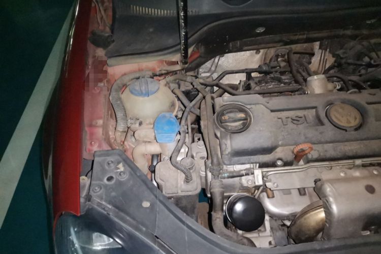Used Volkswagen Sagitar 2010 1.4 TSI Automatic Tech Edition Engine Bay Right