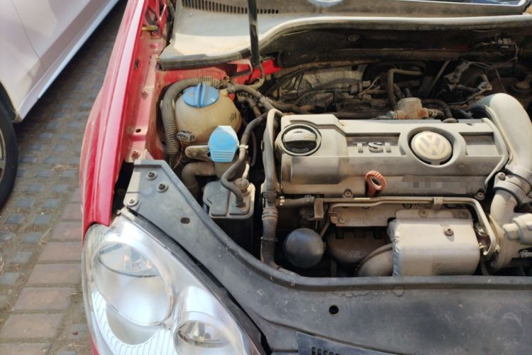 Used Volkswagen Sagitar 2010 1.4 TSI Automatic Tech Edition Engine Bay Right
