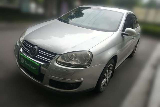Ojetý Volkswagen Sagitar 2010 1.4 TSI Automatic Tech Edition