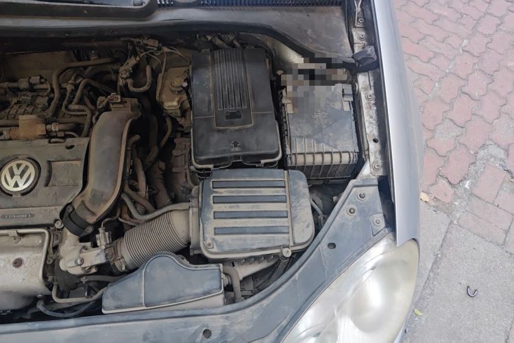 Used Volkswagen Sagitar 2010 1.4 TSI Automatic Tech Edition Engine Bay Left