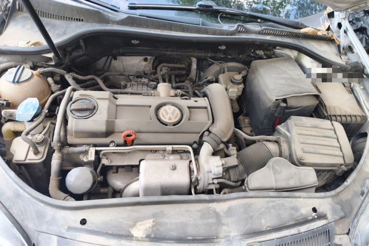 Used Volkswagen Sagitar 2010 1.4 TSI Manual Luxury Model Engine Bay