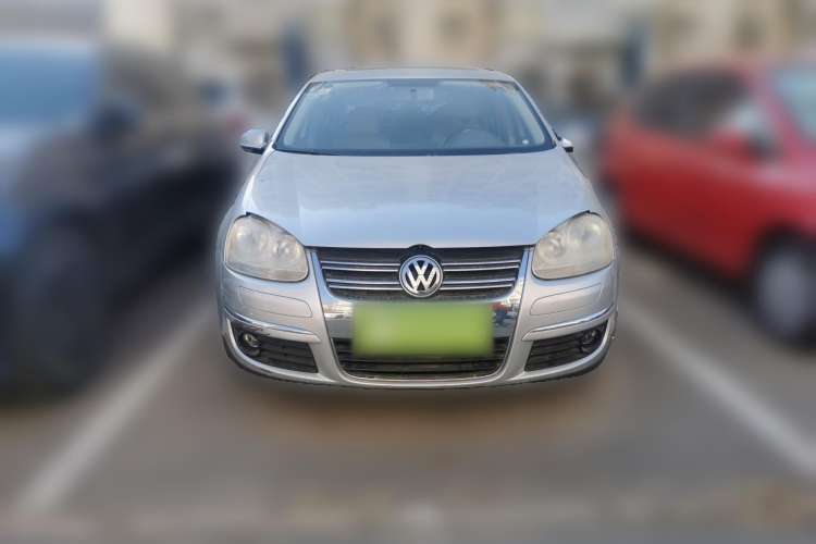 Used Volkswagen Sagitar 2010 1.4 TSI Automatic Luxury Model Front