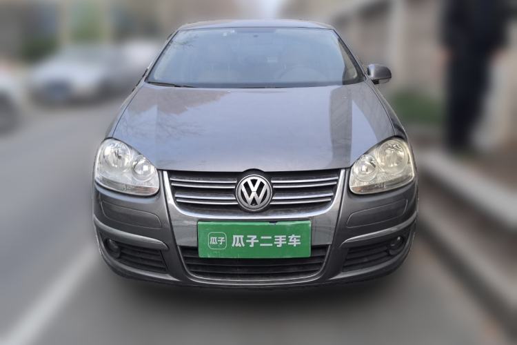 Used Volkswagen Sagitar 2010 1.4 TSI Automatic Luxury Model Front