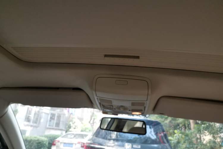 Used Volkswagen Sagitar 2010 1.4 TSI Automatic Tech Edition Headliner