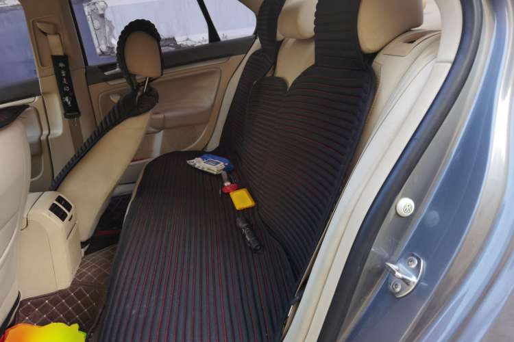 Used Volkswagen Sagitar 2010 1.4 TSI Automatic Tech Edition Left Rear Seat