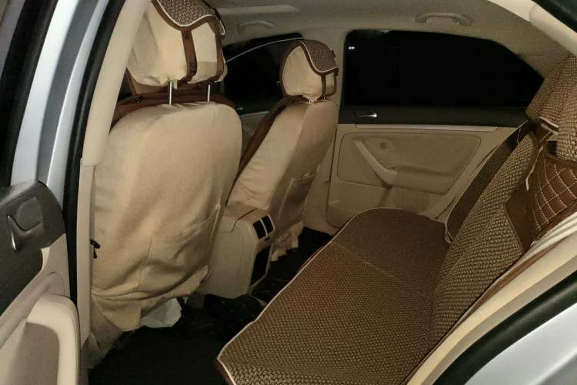 Used Volkswagen Sagitar 2010 1.4 TSI Automatic Tech Edition Left Rear Seat