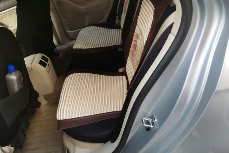 Used Volkswagen Sagitar 2010 1.4 TSI Automatic Tech Edition Left Rear Seat