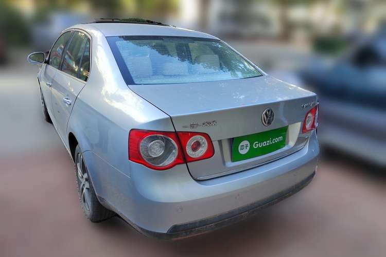 Used Volkswagen Sagitar 2010 1.4 TSI Automatic Tech Edition Rear Left 45 Deg