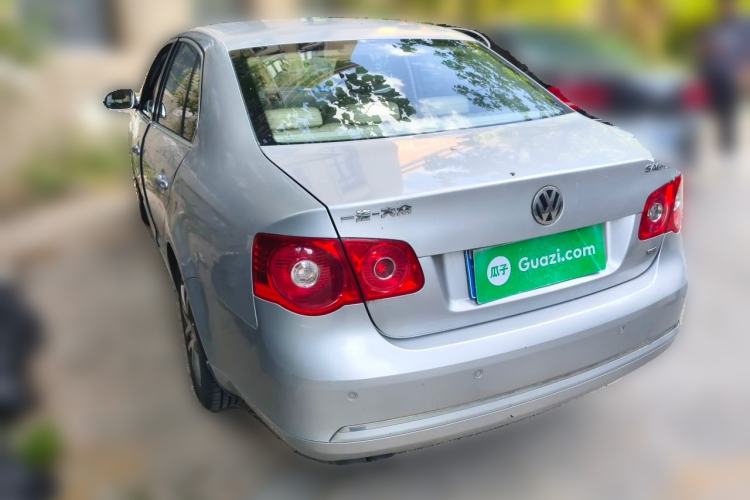 Used Volkswagen Sagitar 2010 1.4 TSI Manual Luxury Model Rear Left 45 Deg