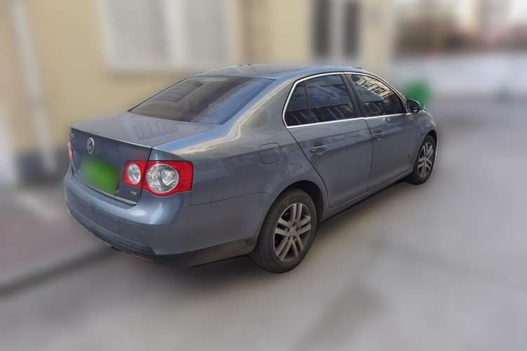 Used Volkswagen Sagitar 2010 1.4 TSI Automatic Tech Edition Rear Right 45 Deg