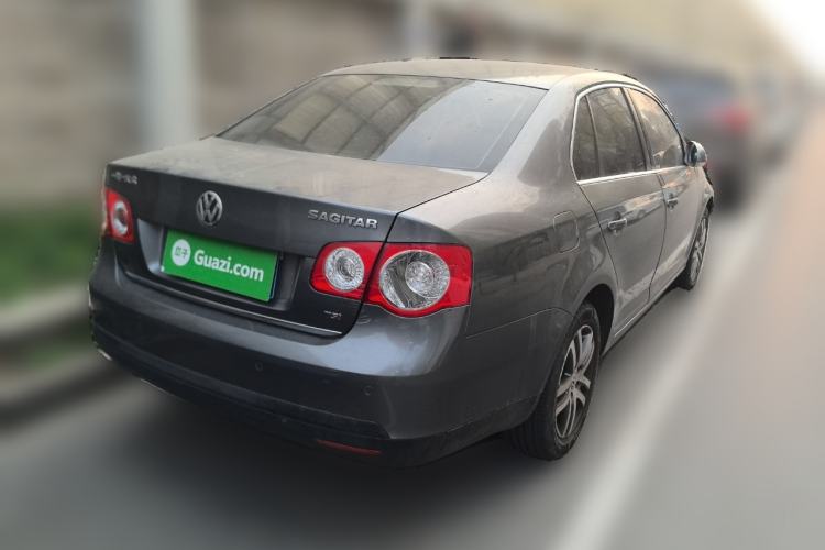 Used Volkswagen Sagitar 2010 1.4 TSI Automatic Luxury Model Rear Right 45 Deg