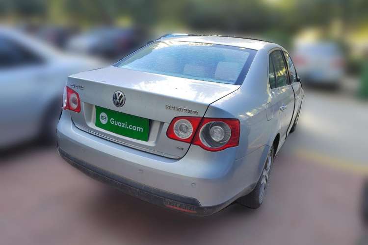 Used Volkswagen Sagitar 2010 1.4 TSI Automatic Tech Edition Rear Right 45 Deg