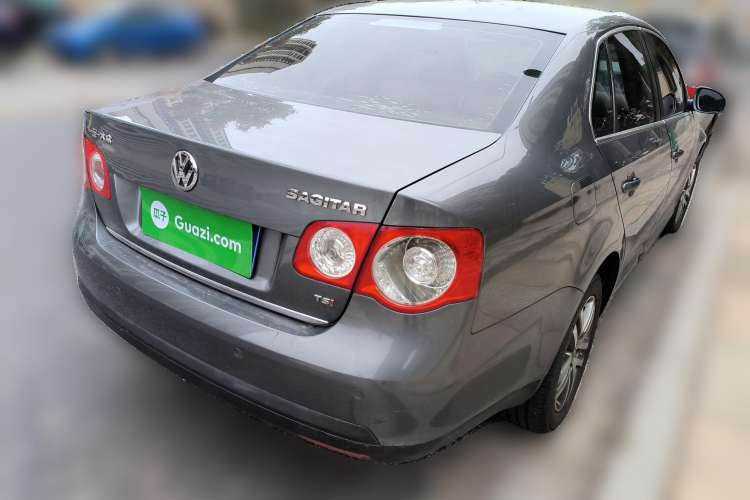 Used Volkswagen Sagitar 2010 1.4 TSI Automatic Tech Edition Rear Right 45 Deg