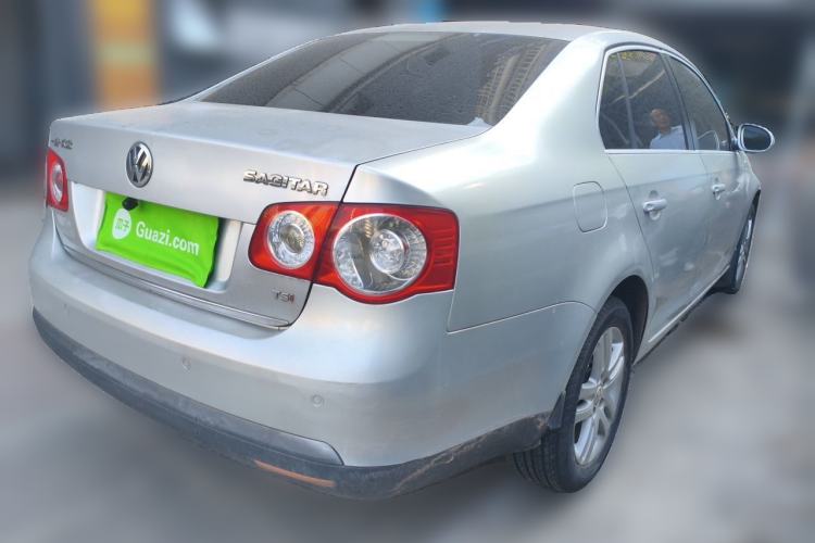 Used Volkswagen Sagitar 2010 1.4 TSI Automatic Luxury Model Rear Right 45 Deg