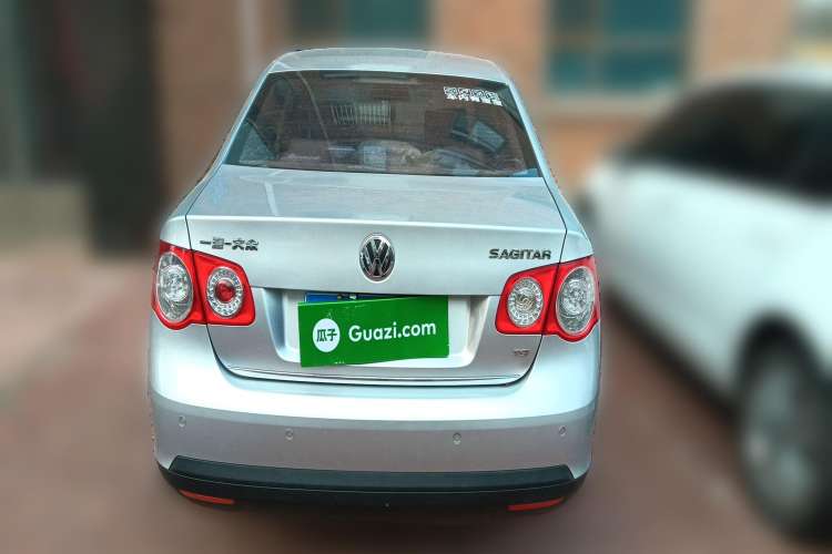 Used Volkswagen Sagitar 2010 1.4 TSI Automatic Luxury Model Rear