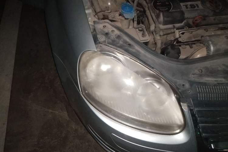 Used Volkswagen Sagitar 2010 1.4 TSI Automatic Tech Edition Right Front Headlight
