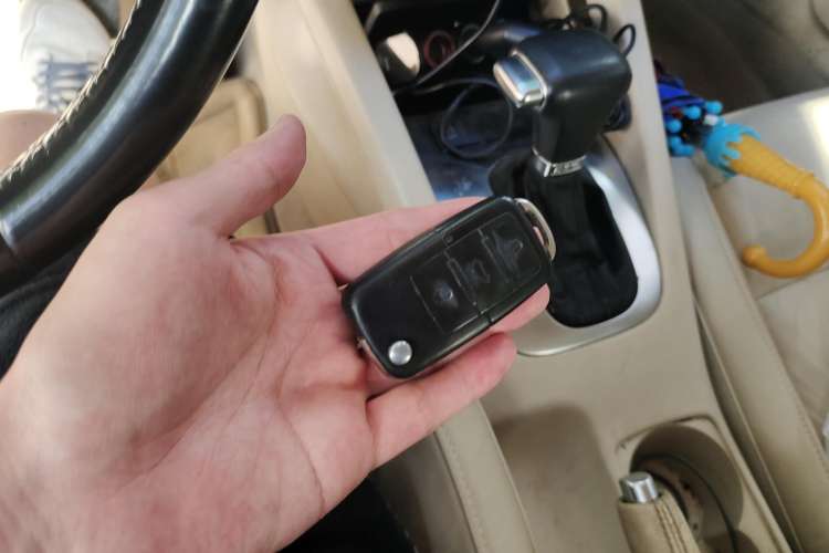 Used Volkswagen Sagitar 2010 1.4 TSI Automatic Tech Edition Vehicle Key